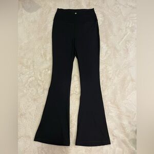 90 Degree by Reflex Superflex Madison Crossover Flare Black | Medium